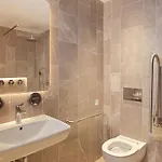 Pendeli אתר נופש 3*