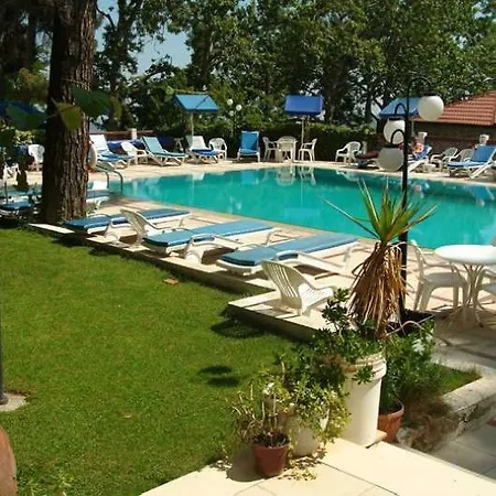 Pendeli بلاتريس