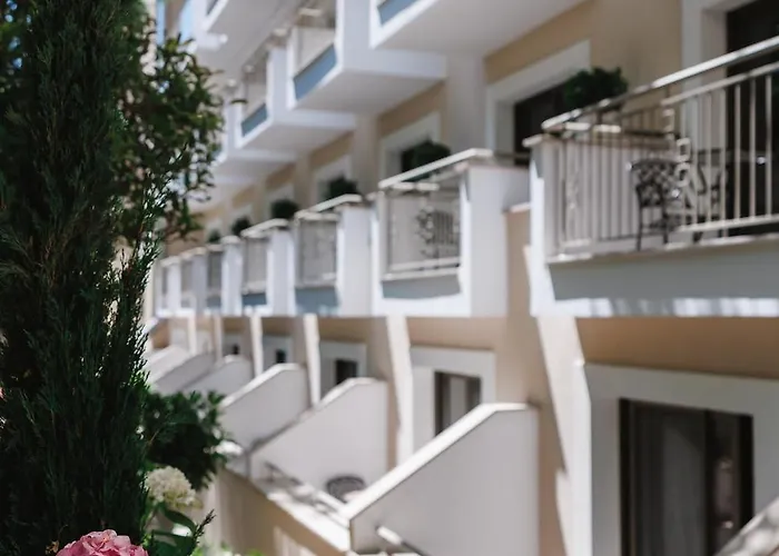 אתר נופש Pendeli 3*