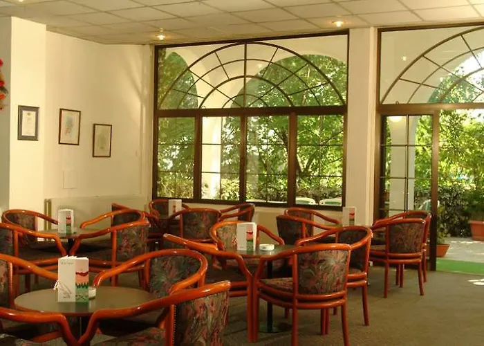 Pendeli 3* פלטרס