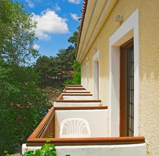 Rezort Pendeli Platres